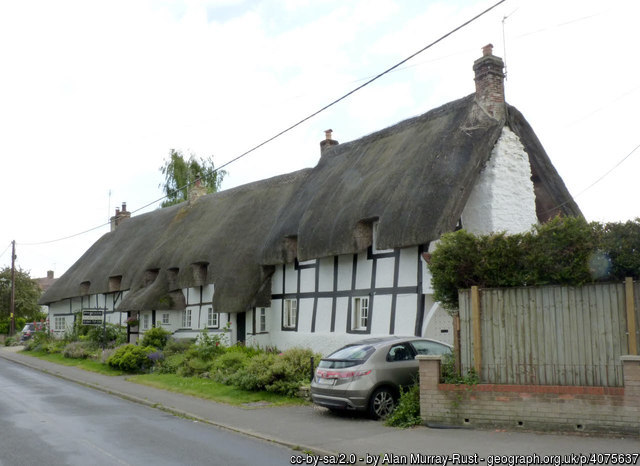 geograph photo 4075637 of the race route