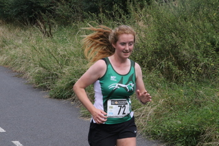 photo of the 1st female Oxfordshire club runner