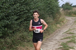 photo of the 1st male Oxfordshire club runner