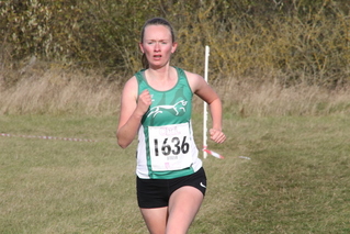 photo of the 1st female Oxfordshire club runner