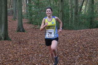 photo of the 1st female Oxfordshire club runner