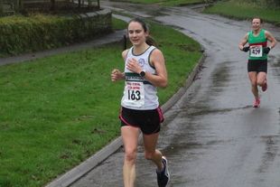 photo of the 1st female Oxfordshire club runner