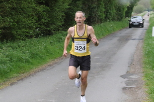 photo of the 1st male Oxfordshire club runner