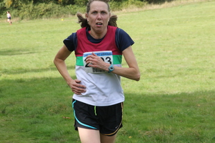 photo of the 1st female Oxfordshire club runner