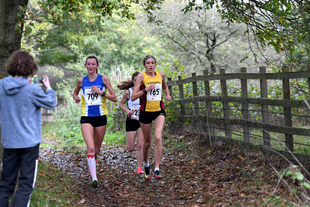 photo of the 1st female Oxfordshire club runner