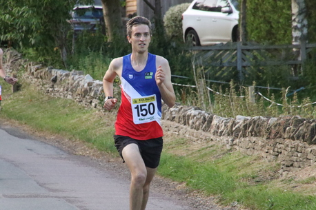 photo of the 1st male Oxfordshire club runner