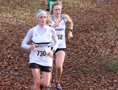 photo of the 1st female Oxfordshire club runner