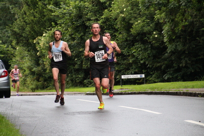 thumbnail for the story about the 2016 Milton Keynes 10K