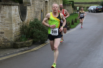 thumbnail for the story about the 2017 Bourton 10k