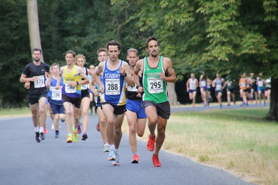 thumbnail for the story about the 2018 Waddesdon Manor Summer 5K